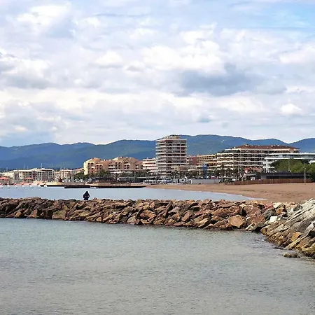 Apartamento Holiday Flat St. Raphael - Caz01520-p